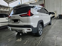 Mitsubishi Xpander Cross Premium AT ( Matic ) 2023 Putih Km 10rban Siap Pakai 2