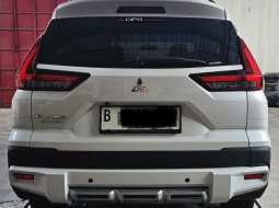 Mitsubishi Xpander Cross Premium Package A/T ( Matic ) 2023 Putih Km 10rban Gress Like New 3