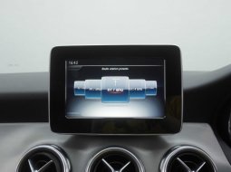 Mercedes-Benz GLA 200 AMG Line 2018 SUV 8