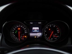 Mercedes-Benz GLA 200 AMG Line 2018 SUV 9