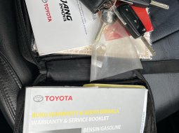 Toyota Kijang Innova G A/T Gasoline 2018 Hijau Istimewa Termurah 10