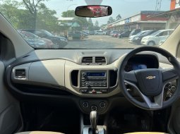 Chevrolet Spin LTZ 2013 AT Bensin Abu Istimewa Murah 8