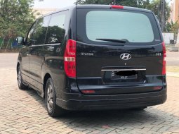 Hyundai H-1 Elegance Bensin at 2017 Hitam 4