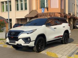 Toyota Fortuner 2.4 TRD AT 2020 vrz dp 0 bs tt om