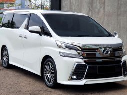 Toyota Vellfire 2.5L ZG Audioless CBU At 2016 Putih