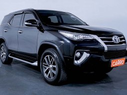 JUAL Toyota Fortuner 2.4 VRZ AT 2017 Hitam