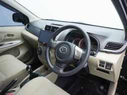 Daihatsu Xenia R DLX 2014 MPV 9