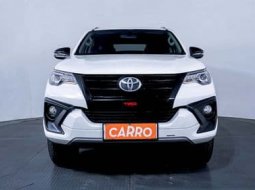 Toyota Fortuner 2.4 VRZ TRD AT 2018