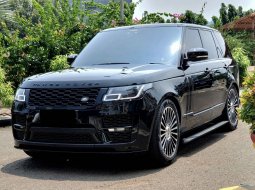 Range Rover 3.0L Vogue SWB Bensin At 2017 Hitam Metalik 4