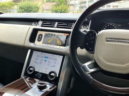 Range Rover 3.0L Vogue SWB Bensin At 2017 Hitam Metalik 19