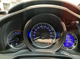 "TDP (3JT) Honda Jazz RS 1.5 4X2 AT 2018 Abu-abu  6