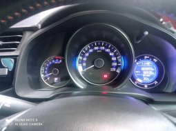 TDP (10JT) Honda Jazz RS 1.5 4X2 AT 2018 Abu-abu  8