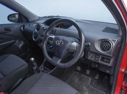 Toyota Etios 2017 Hatchback 9