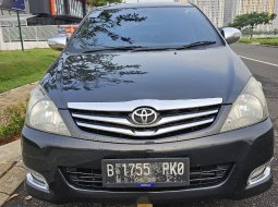 Toyota Kijang Innova 2.0 V Matic Tahun 2011 Kondisi Mulus Terawat Istimewa 1