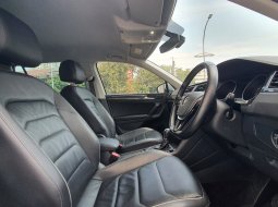 Volkswagen Tiguan 1.4L TSI 5seater CBU At 2017 Putih 16