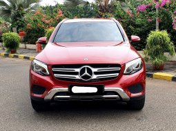 Mercedes-Benz GLC 200 Exclusive Line 2018 merah km 19rban cash kredit proses bisa dibantu