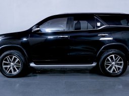 Toyota Fortuner SRZ 2017 Hitam  - Beli Mobil Bekas Berkualitas 2