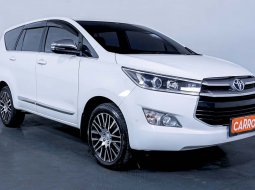 Toyota Kijang Innova V A/T Gasoline 2020  - Beli Mobil Bekas Berkualitas