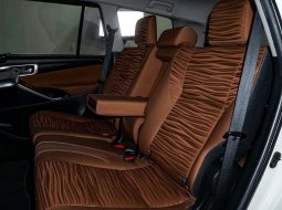Toyota Kijang Innova V A/T Gasoline 2020  - Beli Mobil Bekas Berkualitas 4