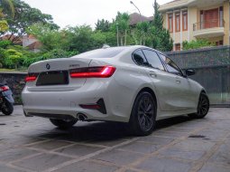 BMW 320i 2.0L Turbo Dynamic (G30) !! ISTIMEWA !! 2