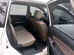 TDP (3JT) Daihatsu Xenia R 1.3 AT 2017 Putih  5