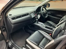 Jual mobil Honda HR-V 2016 13