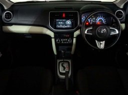 Toyota Rush GR A/T 2022  - Cicilan Mobil DP Murah 2