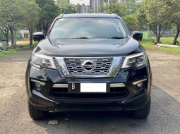 Nissan Terra 2.5L 4x2 VL AT 2018 Hitam 2