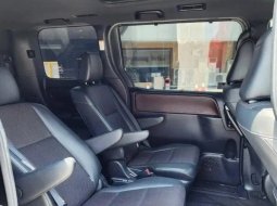 2018 Toyota Voxy 2.0 AT Rawatan ATPM Dari Baru Km 42rb Plat GENAP Pjk APRIL 2024 Pkt KREDIT TDP 69jt 4