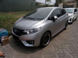  TDP (6JT) Honda JAZZ RS 1.5 4X2 AT 2017 Silver  1