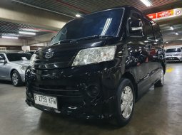 Daihatsu Luxio 1.5 D Dual Manual 2018 VVT-i