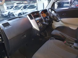 Daihatsu Luxio 1.5 D Dual Manual 2018 VVT-i 22
