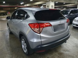 Honda HR-V 1.5L E CVT Automatic 2018 6