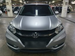 Honda HR-V 1.5L E CVT Automatic 2018 4