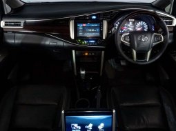 Toyota Kijang Innova V 2017 Hitam  - Mobil Cicilan Murah 6