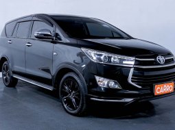 Toyota Kijang Innova V 2020 Hitam  - Mobil Cicilan Murah