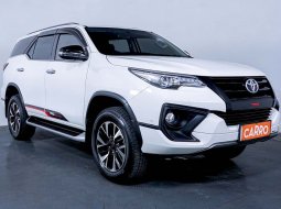 Toyota Fortuner 2.4 VRZ AT 2018  - Mobil Cicilan Murah