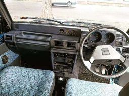 Daihatsu Taft Hiline 2.8 NA 1993 Biru 2