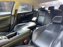 Honda Civic Sedan Turbo 1.5 Automatic 2017 Hitam 9