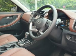 Km3rb Hyundai Creta 2023 prime two tone pajak panjang tgn 1 cash kredit proses bisa dibantu 15