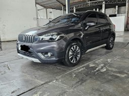 Suzuki SX4 Scross AT ( Matic ) 2018 Abu² Tua Km Low 61rban Plat Tangerang 10
