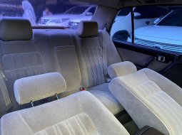 Toyota Crown Super Saloon 4