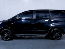 JUAL Toyota Innova 2.0 Venturer AT 2017 Hitam 3
