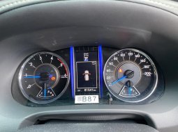 Toyota Fortuner 2.4 VRZ AT 2016 Putih 10