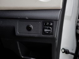 Daihatsu Sigra 1.2 R DLX MT 2016 Putih 12