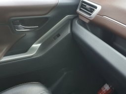 Toyota Kijang Innova Zenix G 2.0 At TNGA Gen7 Non Hybrid 2023 Hitam 9