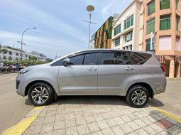Toyota Kijang Innova 2.4V 2022 dp minim diesel 2