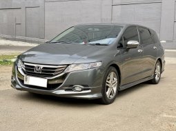 Honda Odyssey 2.4L 2012 Abu-abu 1