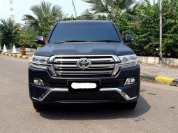 Toyota Land Cruiser VX-R 2017 hitam diesel km41rban pajak panjang cash kredit proses bisa dibantu