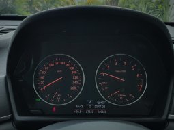 BMW X1 sDrive18i (f48) xLine AT 2018 Hitam 3